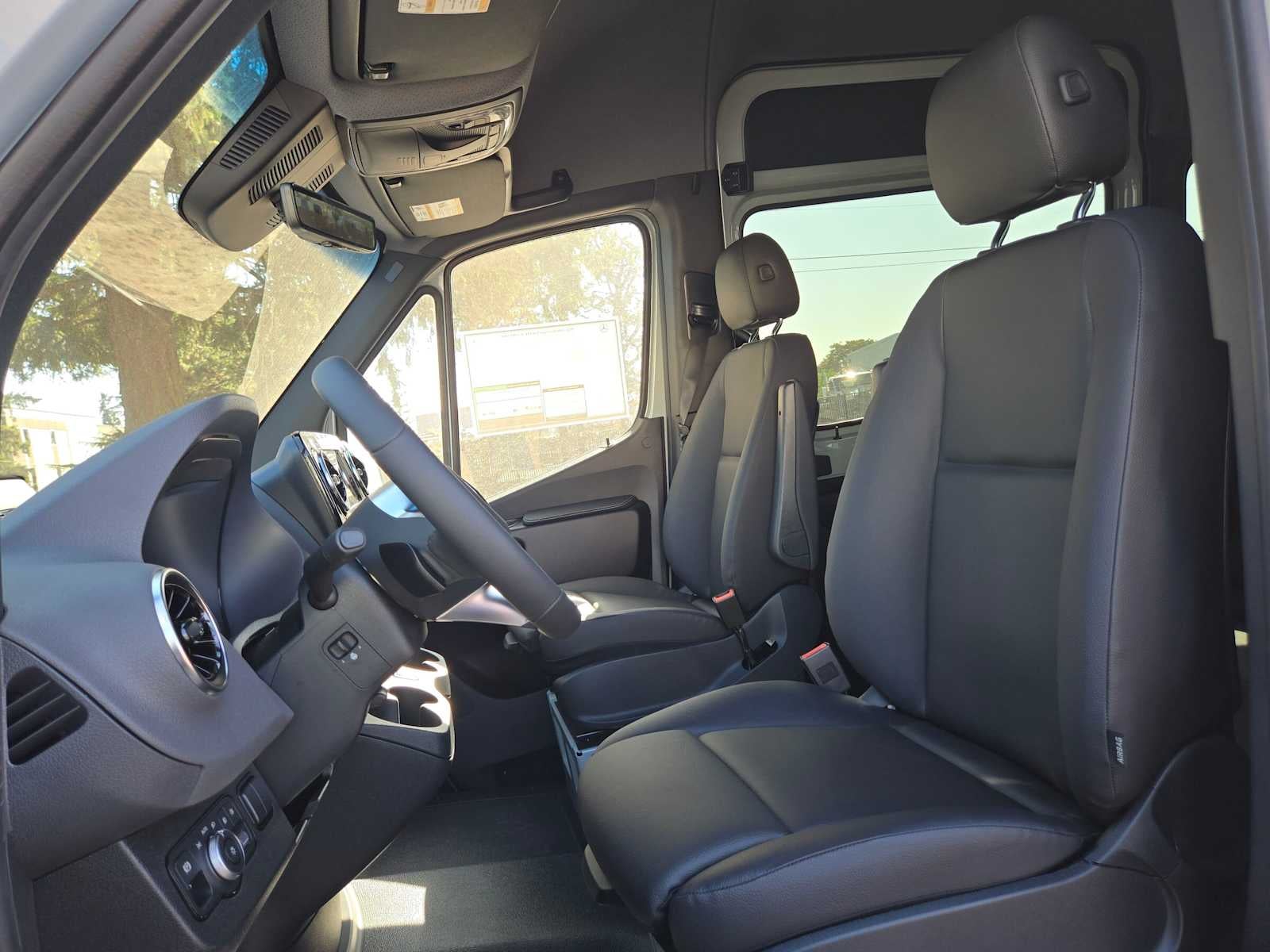 2026 Mercedes-Benz Sprinter Passenger 2500 Standard Roof I4 Diesel HO 144 AWD