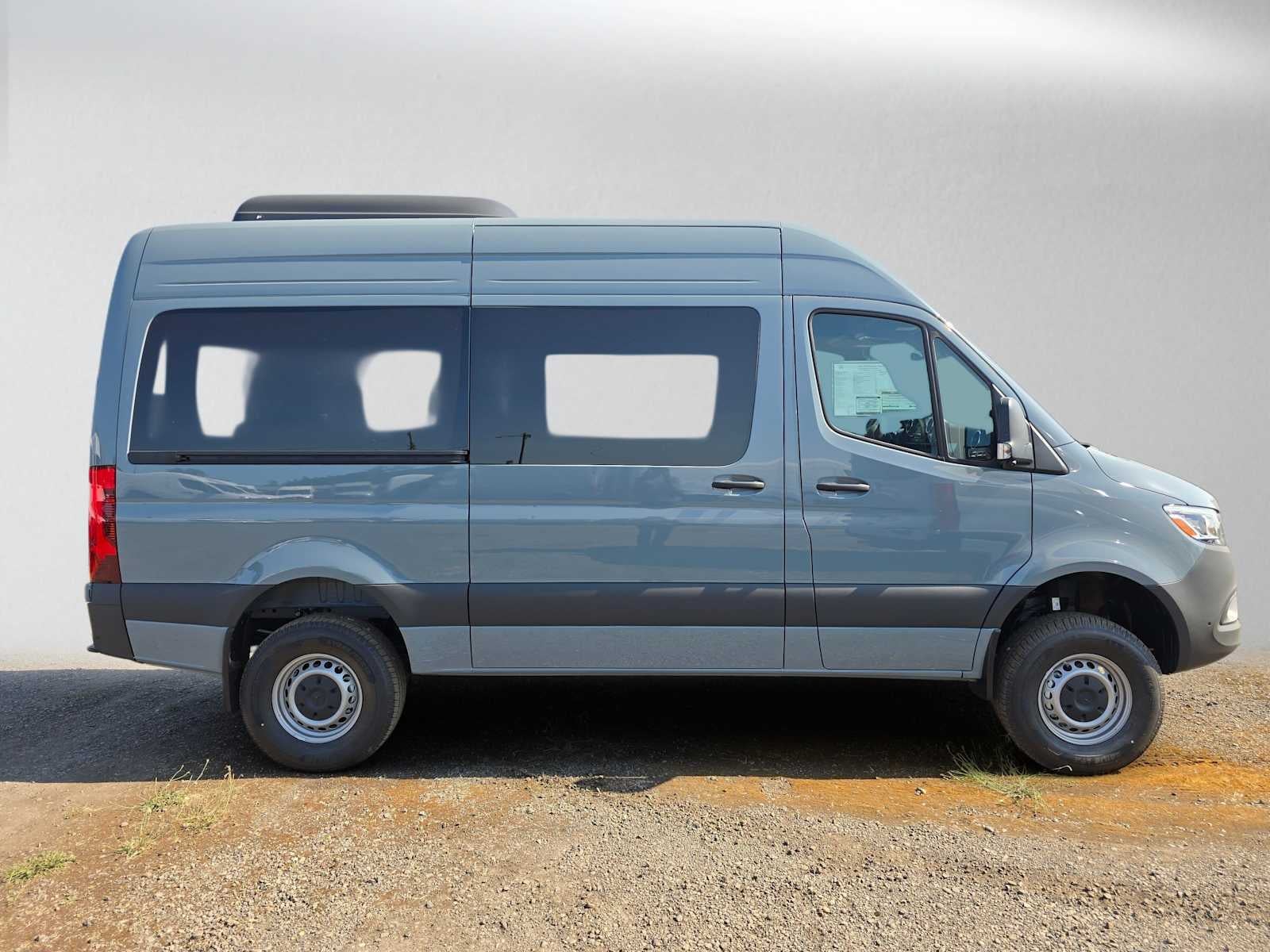 2026 Mercedes-Benz Sprinter Passenger Van 2500 Standard Roof I4 Diesel HO 144 AWD