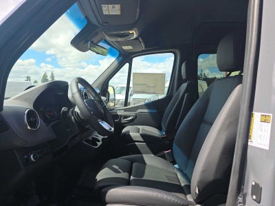 2026 Mercedes-Benz Sprinter Passenger Van 2500 Standard Roof I4 Diesel HO 144 AWD
