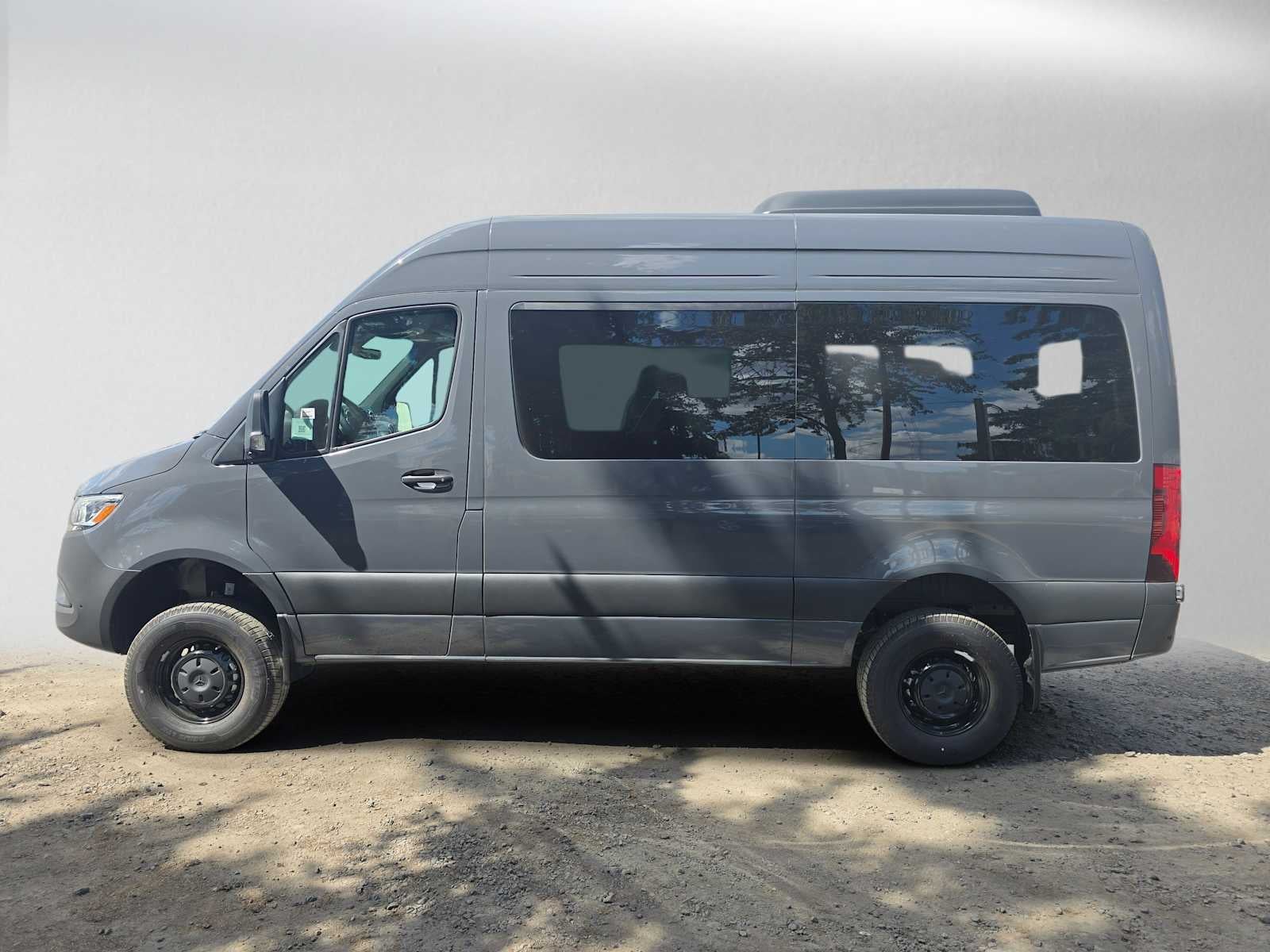 2026 Mercedes-Benz Sprinter Passenger Van 2500 Standard Roof I4 Diesel HO 144 AWD