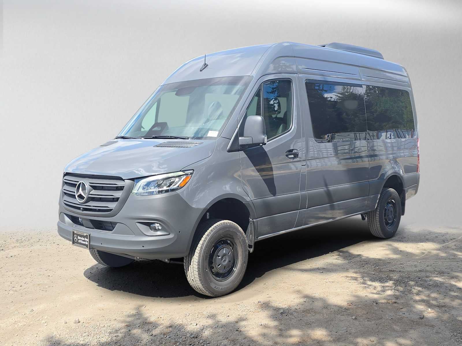2026 Mercedes-Benz Sprinter Passenger Van 2500 Standard Roof I4 Diesel HO 144 AWD