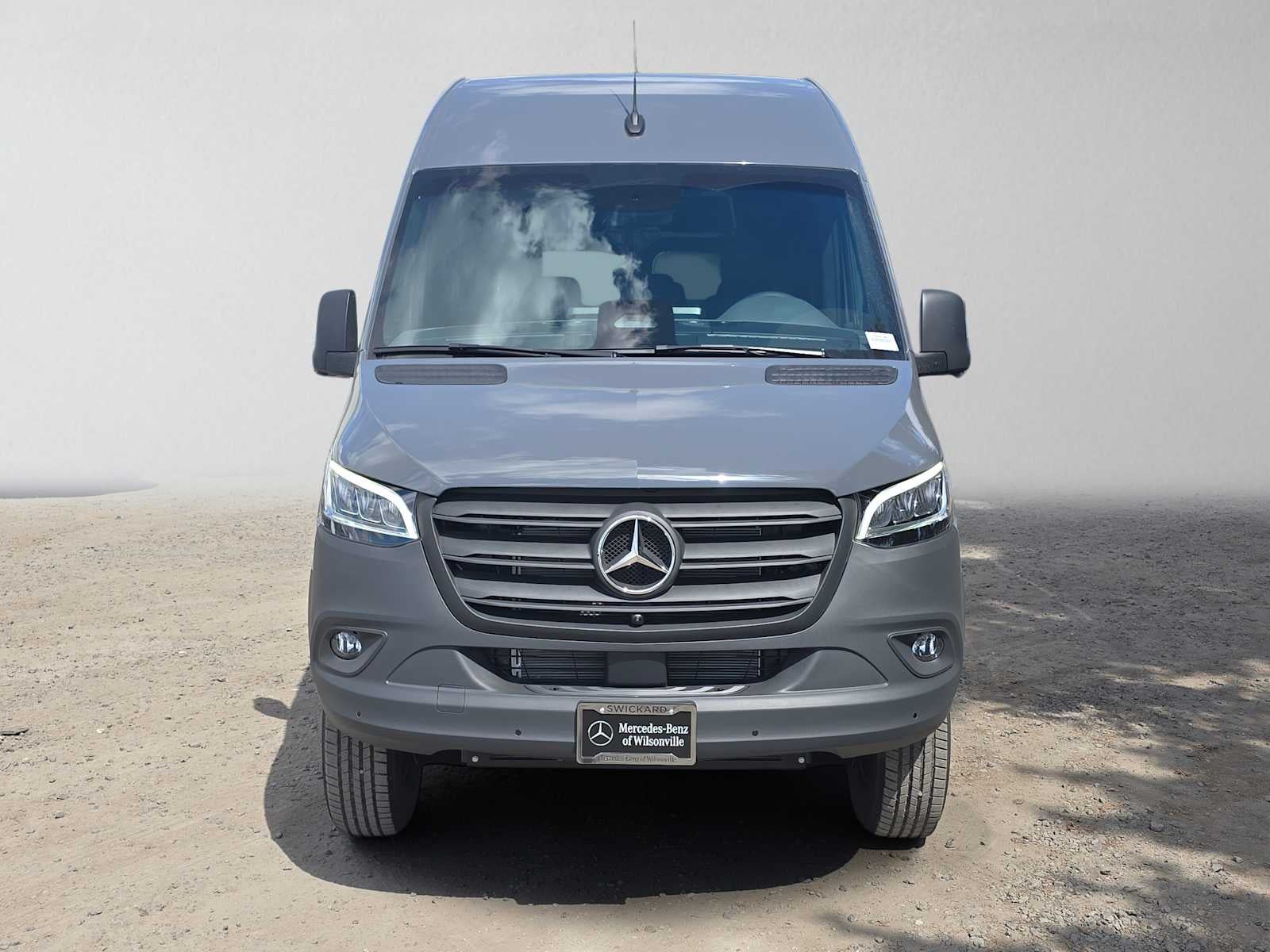 2026 Mercedes-Benz Sprinter Passenger Van 2500 Standard Roof I4 Diesel HO 144 AWD
