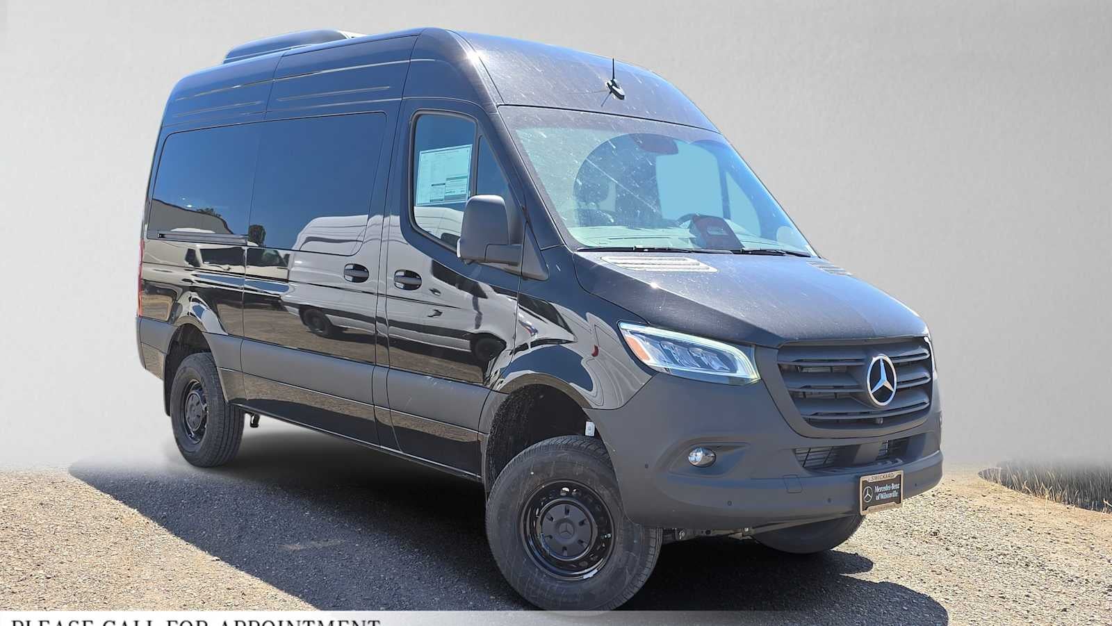 2026 Mercedes-Benz Sprinter Passenger Van 2500 Standard Roof I4 Diesel HO 144 AWD