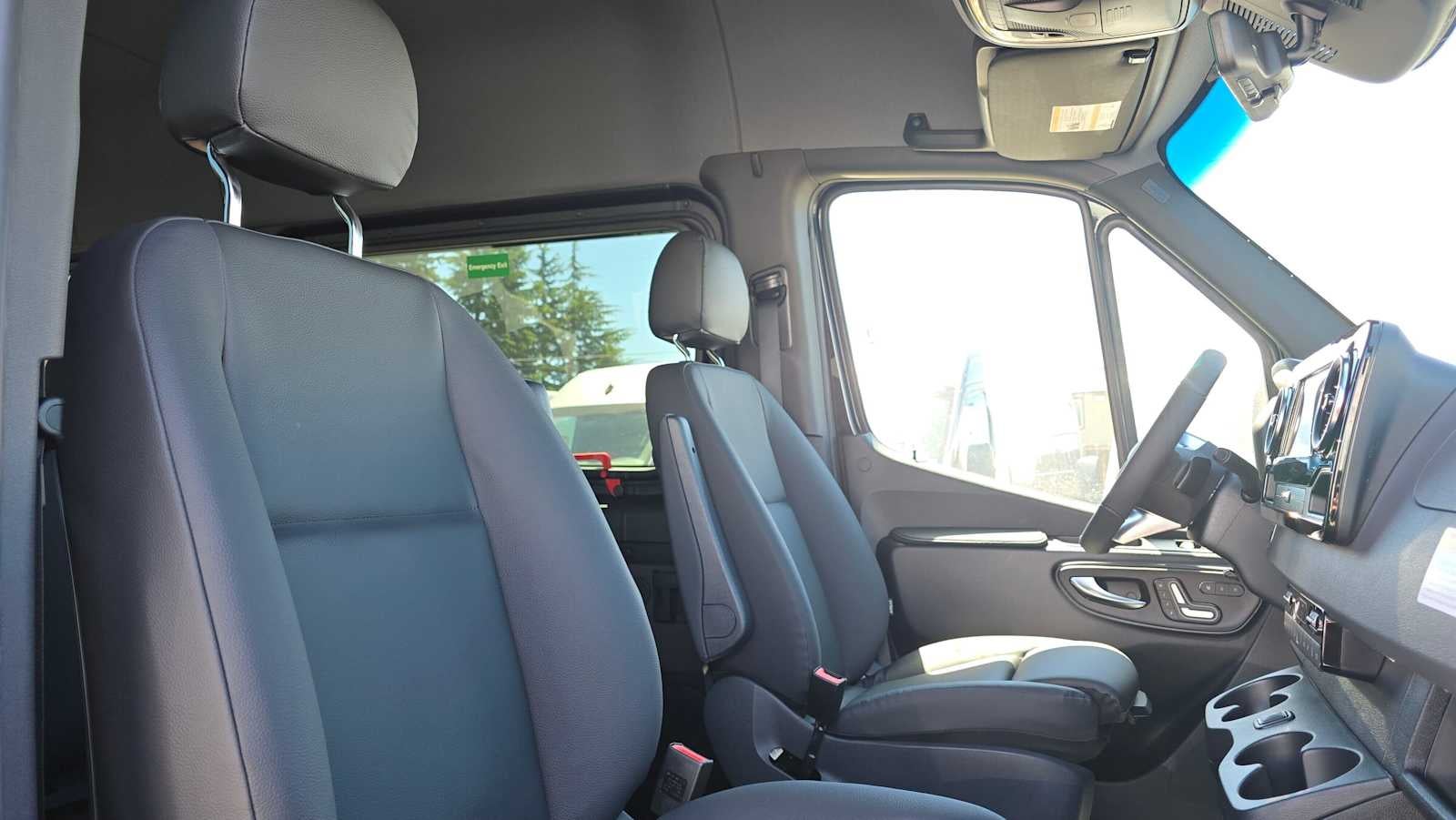 2026 Mercedes-Benz Sprinter Passenger Van 2500 Standard Roof I4 Diesel HO 144 AWD