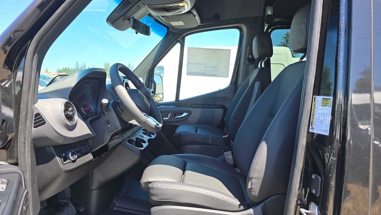 2026 Mercedes-Benz Sprinter Passenger Van 2500 Standard Roof I4 Diesel HO 144 AWD