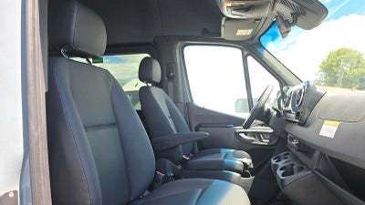 2026 Mercedes-Benz Sprinter Passenger Van 2500 Standard Roof I4 Diesel HO 144 AWD