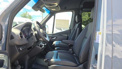 2026 Mercedes-Benz Sprinter Passenger Van 2500 Standard Roof I4 Diesel HO 144 AWD