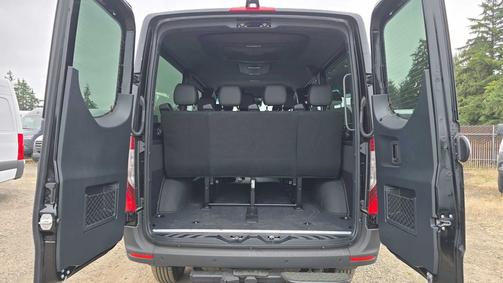2026 Mercedes-Benz Sprinter Passenger Van 2500 Standard Roof I4 Diesel HO 144 AWD