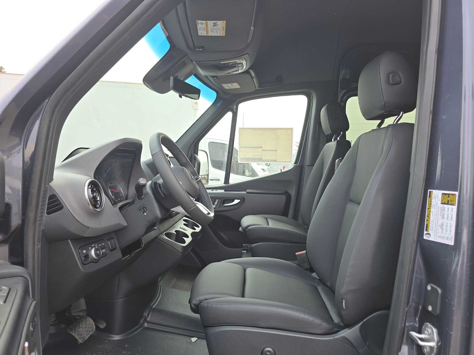 2026 Mercedes-Benz Sprinter Passenger 2500 Standard Roof I4 Diesel HO 144 AWD