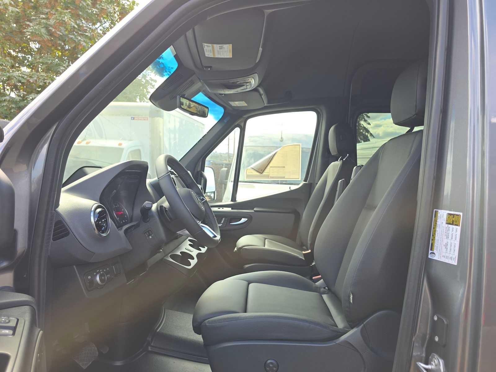 2026 Mercedes-Benz Sprinter Passenger 2500 Standard Roof I4 Diesel HO 144 AWD
