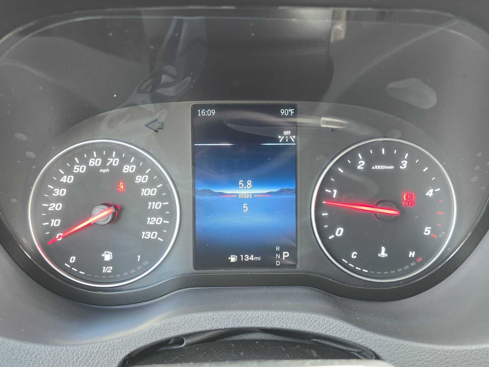 2026 Mercedes-Benz Sprinter Passenger 2500 Standard Roof I4 Diesel HO 144 AWD