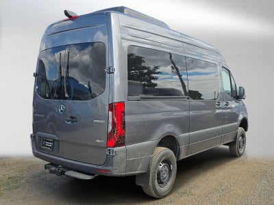 2026 Mercedes-Benz Sprinter Passenger 2500 Standard Roof I4 Diesel HO 144 AWD