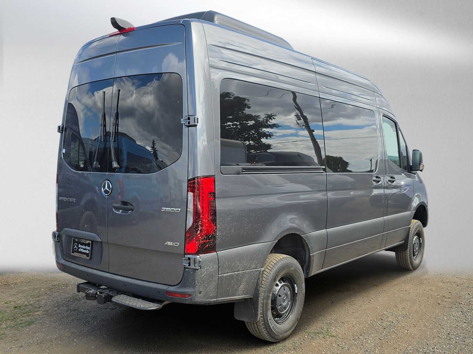 2026 Mercedes-Benz Sprinter Passenger 2500 Standard Roof I4 Diesel HO 144 AWD