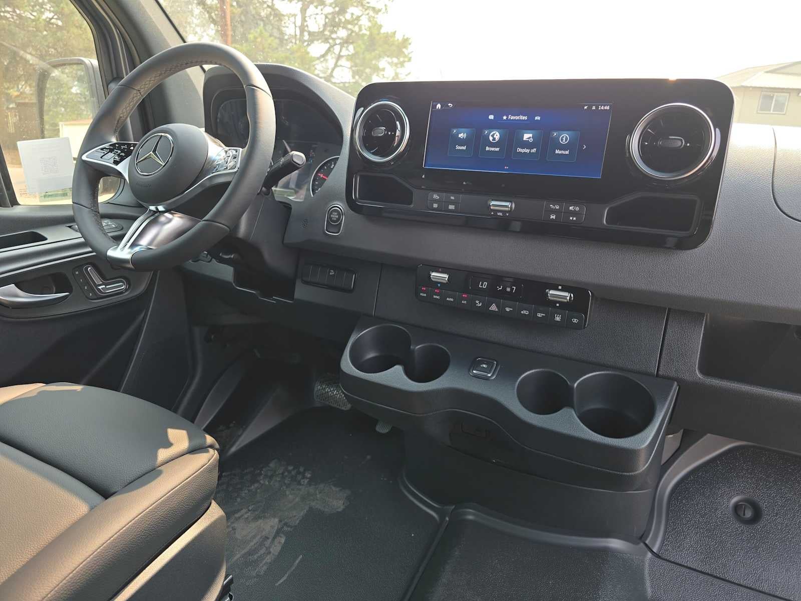 2026 Mercedes-Benz Sprinter Passenger 2500 Standard Roof I4 Diesel HO 144 AWD