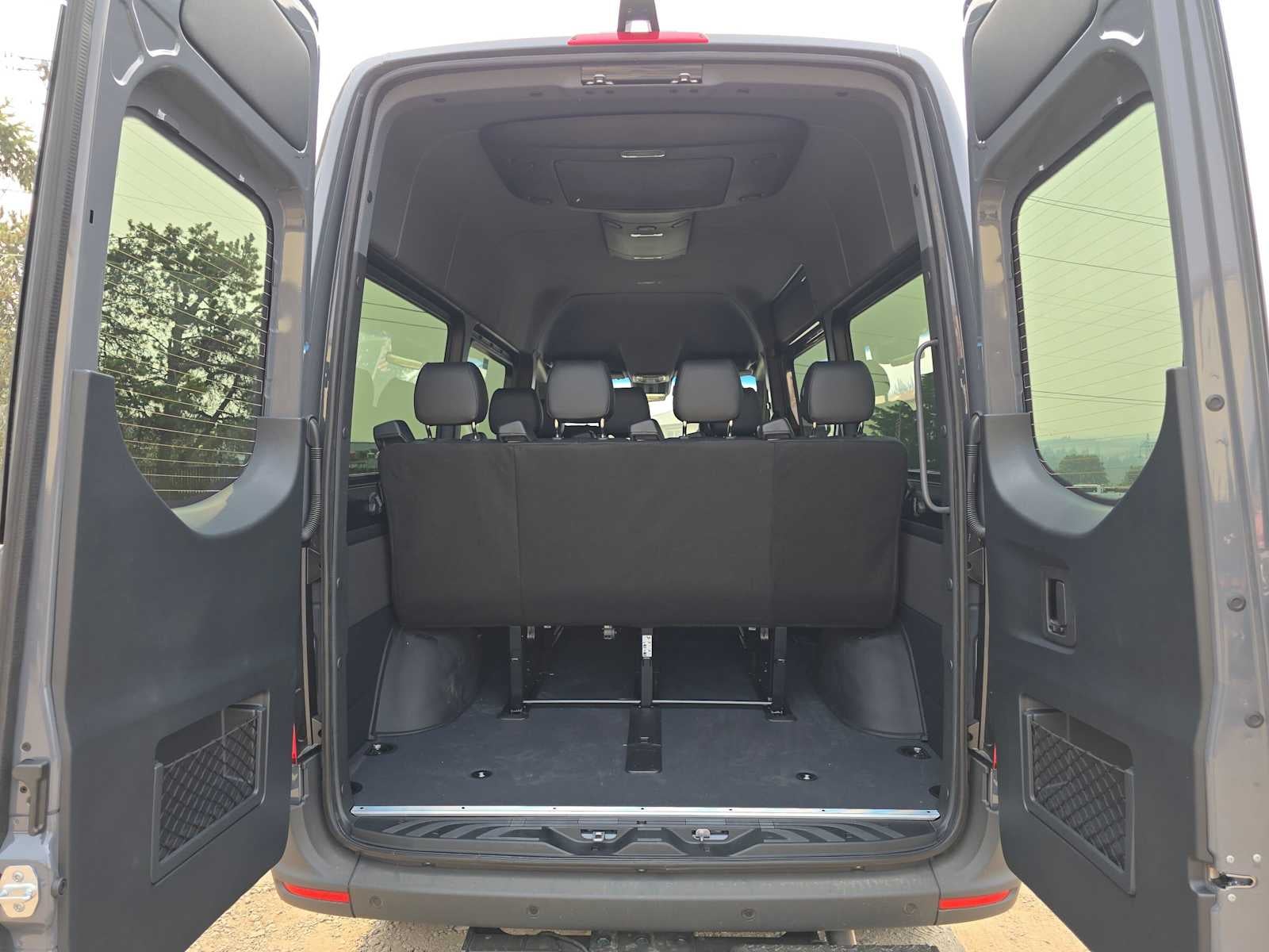 2026 Mercedes-Benz Sprinter Passenger 2500 Standard Roof I4 Diesel HO 144 AWD