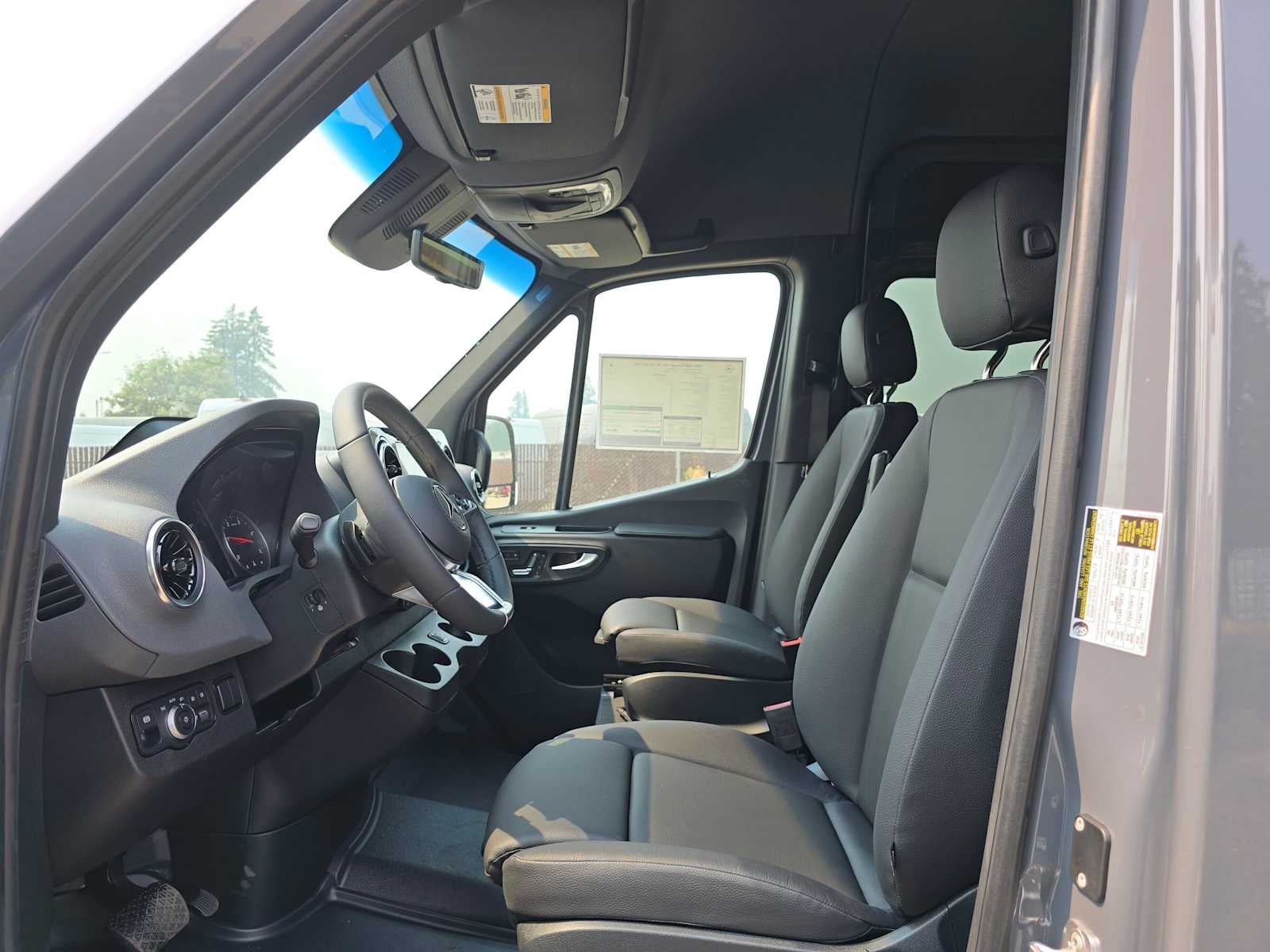 2026 Mercedes-Benz Sprinter Passenger 2500 Standard Roof I4 Diesel HO 144 AWD
