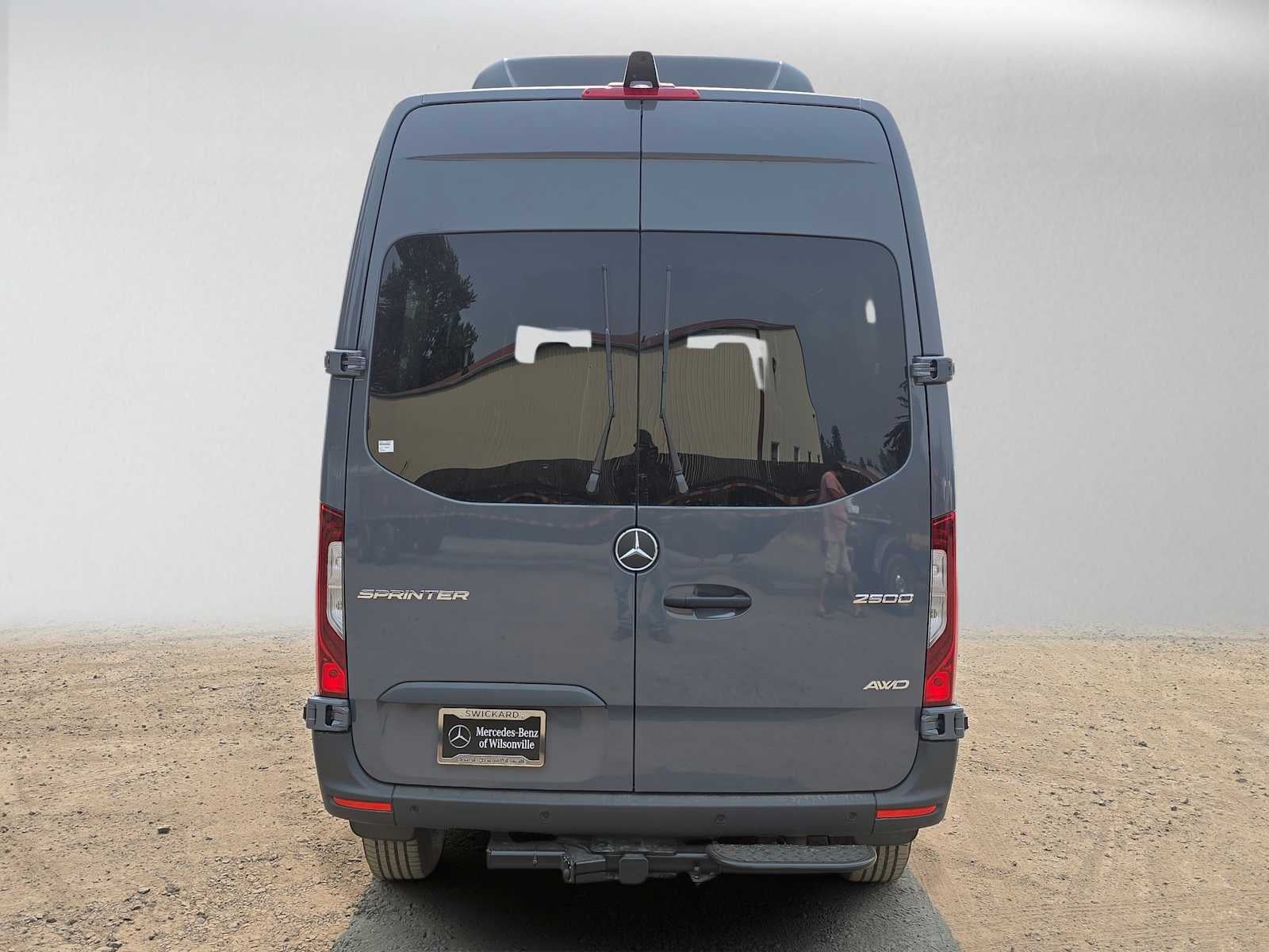 2026 Mercedes-Benz Sprinter Passenger 2500 Standard Roof I4 Diesel HO 144 AWD