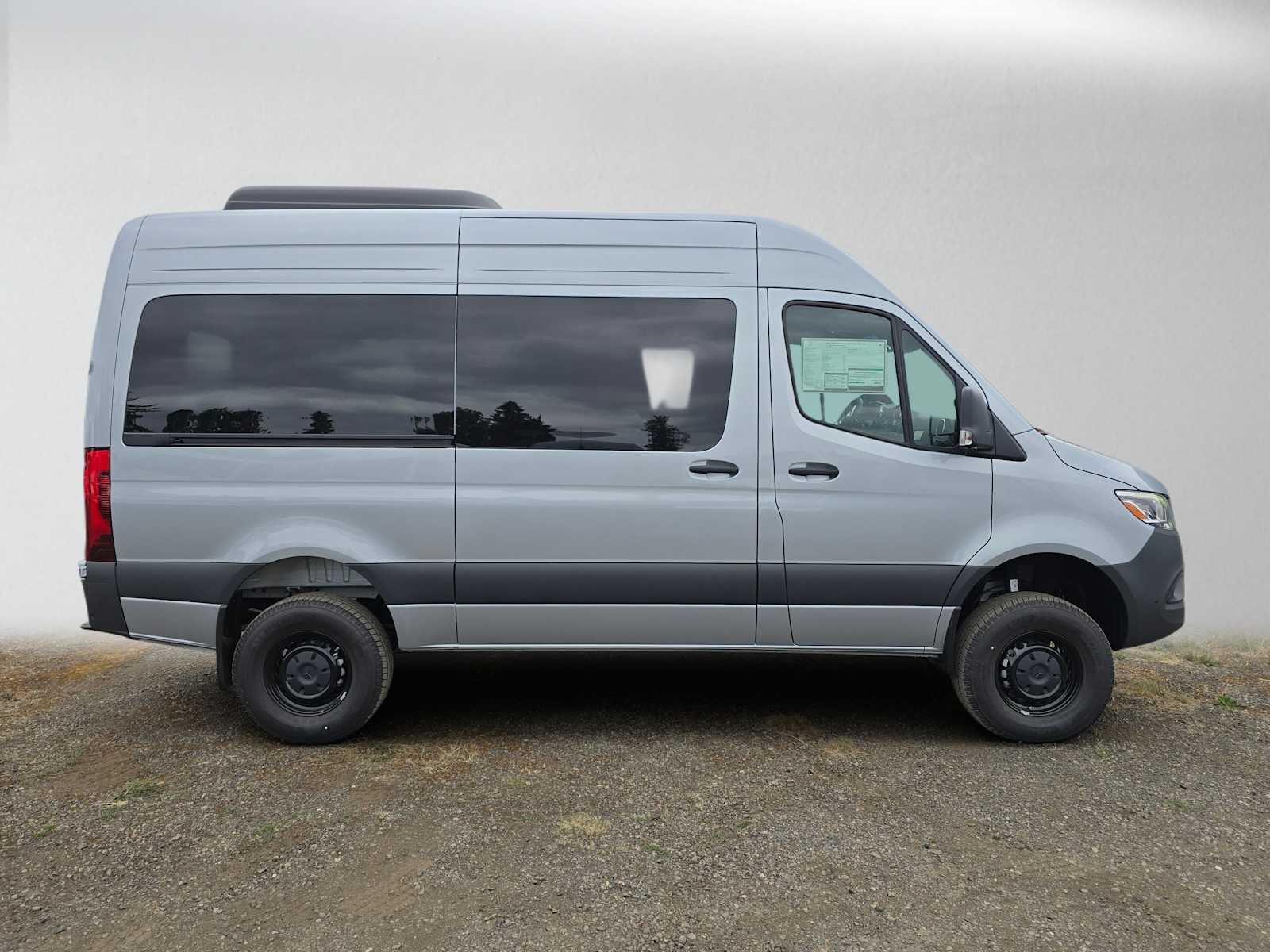 2026 Mercedes-Benz Sprinter Passenger 2500 Standard Roof I4 Diesel HO 144 AWD