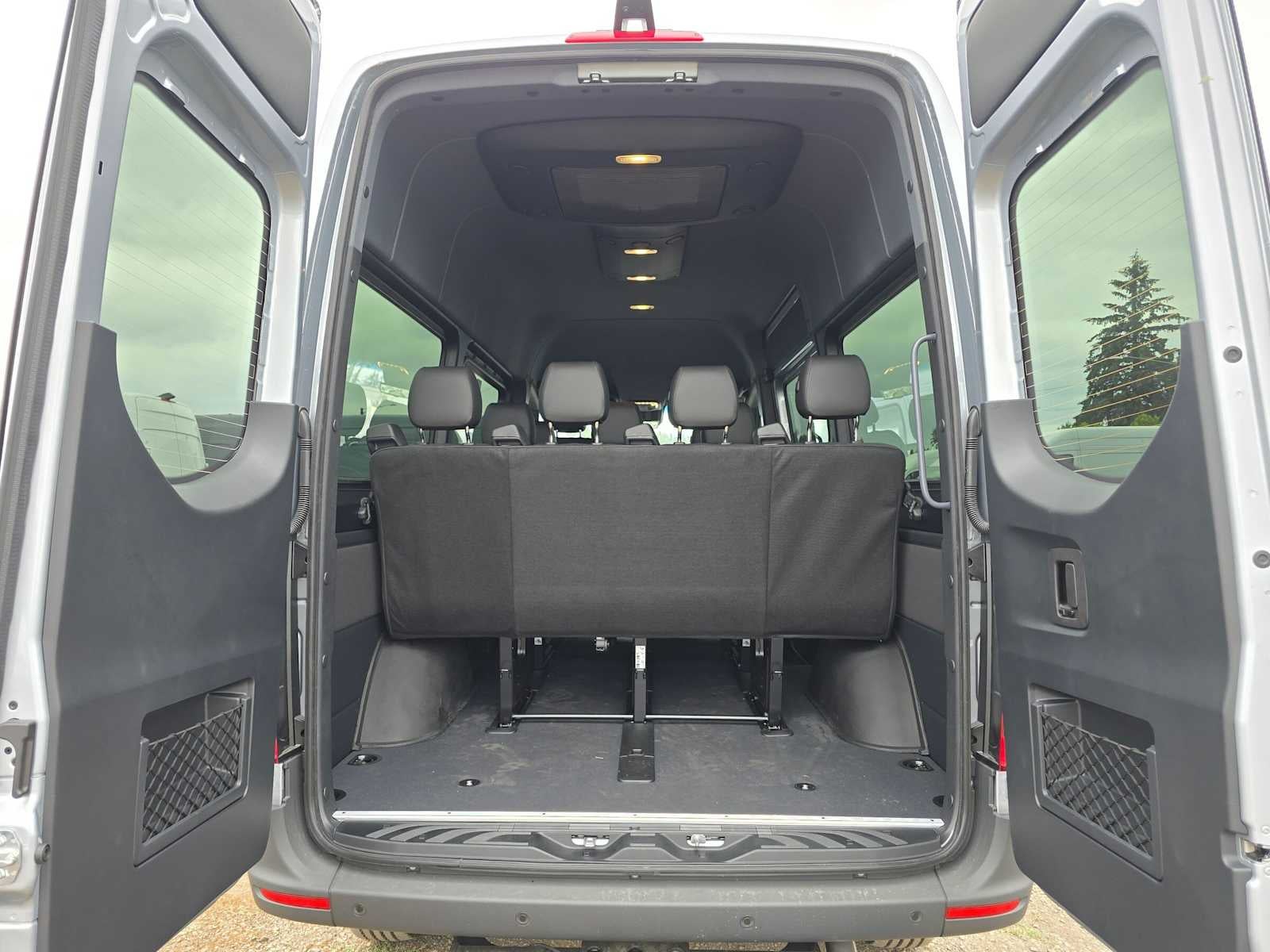 2026 Mercedes-Benz Sprinter Passenger 2500 Standard Roof I4 Diesel HO 144 AWD