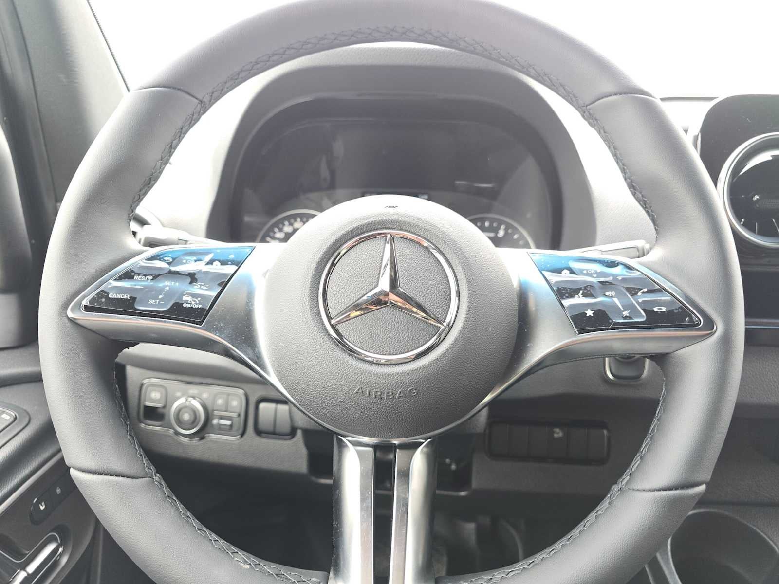 2026 Mercedes-Benz Sprinter Passenger 2500 Standard Roof I4 Diesel HO 144 AWD