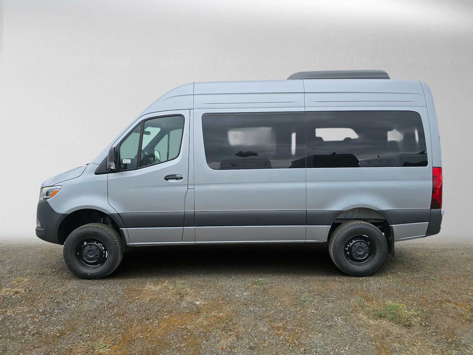 2026 Mercedes-Benz Sprinter Passenger 2500 Standard Roof I4 Diesel HO 144 AWD