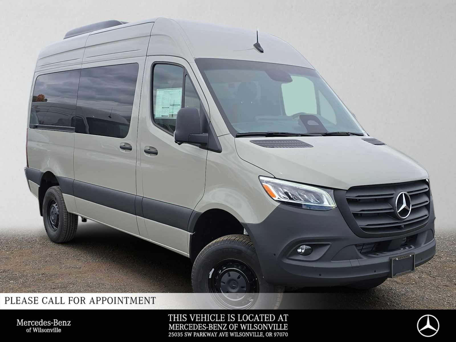 2026 Mercedes-Benz Sprinter Passenger 2500 Standard Roof I4 Diesel HO 144 AWD