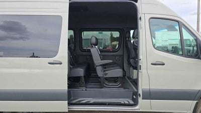 2026 Mercedes-Benz Sprinter Passenger 2500 Standard Roof I4 Diesel HO 144 AWD