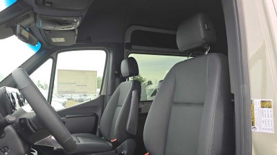 2026 Mercedes-Benz Sprinter Passenger 2500 Standard Roof I4 Diesel HO 144 AWD