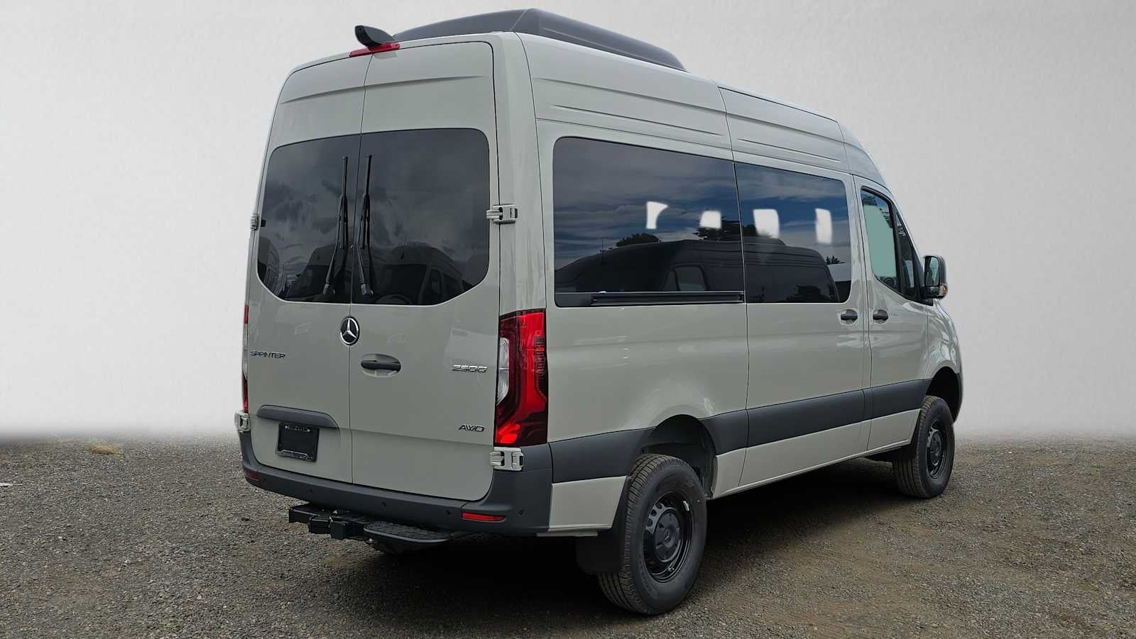 2026 Mercedes-Benz Sprinter Passenger 2500 Standard Roof I4 Diesel HO 144 AWD