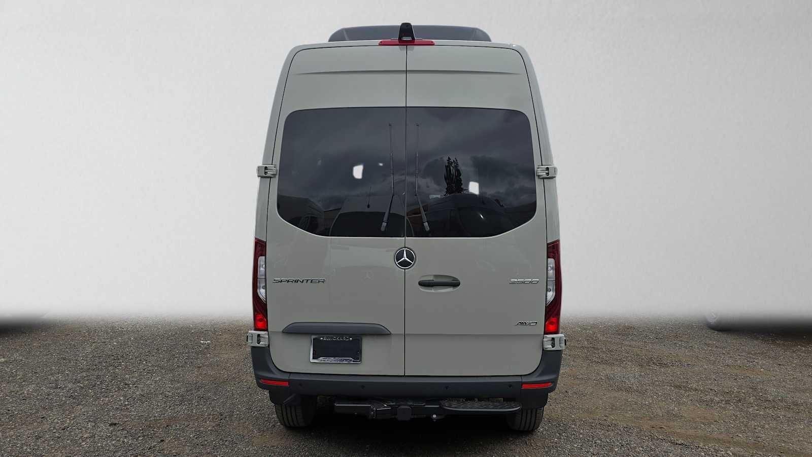 2026 Mercedes-Benz Sprinter Passenger 2500 Standard Roof I4 Diesel HO 144 AWD