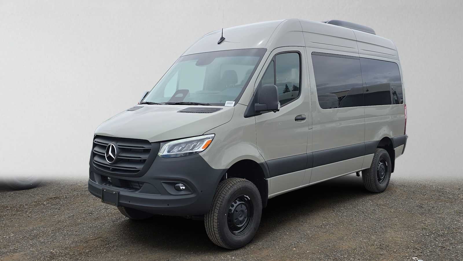 2026 Mercedes-Benz Sprinter Passenger 2500 Standard Roof I4 Diesel HO 144 AWD