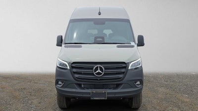 2026 Mercedes-Benz Sprinter Passenger 2500 Standard Roof I4 Diesel HO 144 AWD
