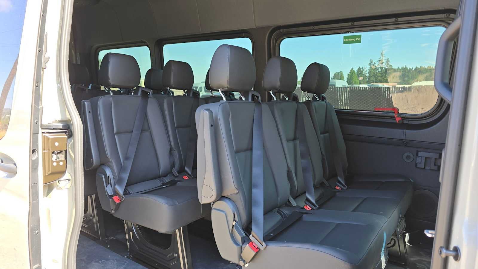 2026 Mercedes-Benz Sprinter Passenger Van 2500 High Roof I4 Diesel HO 170 RWD