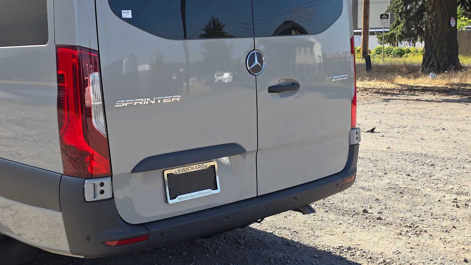 2026 Mercedes-Benz Sprinter Passenger Van 2500 High Roof I4 Diesel HO 170 RWD
