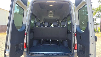 2026 Mercedes-Benz Sprinter Passenger Van 2500 High Roof I4 Diesel HO 170 RWD