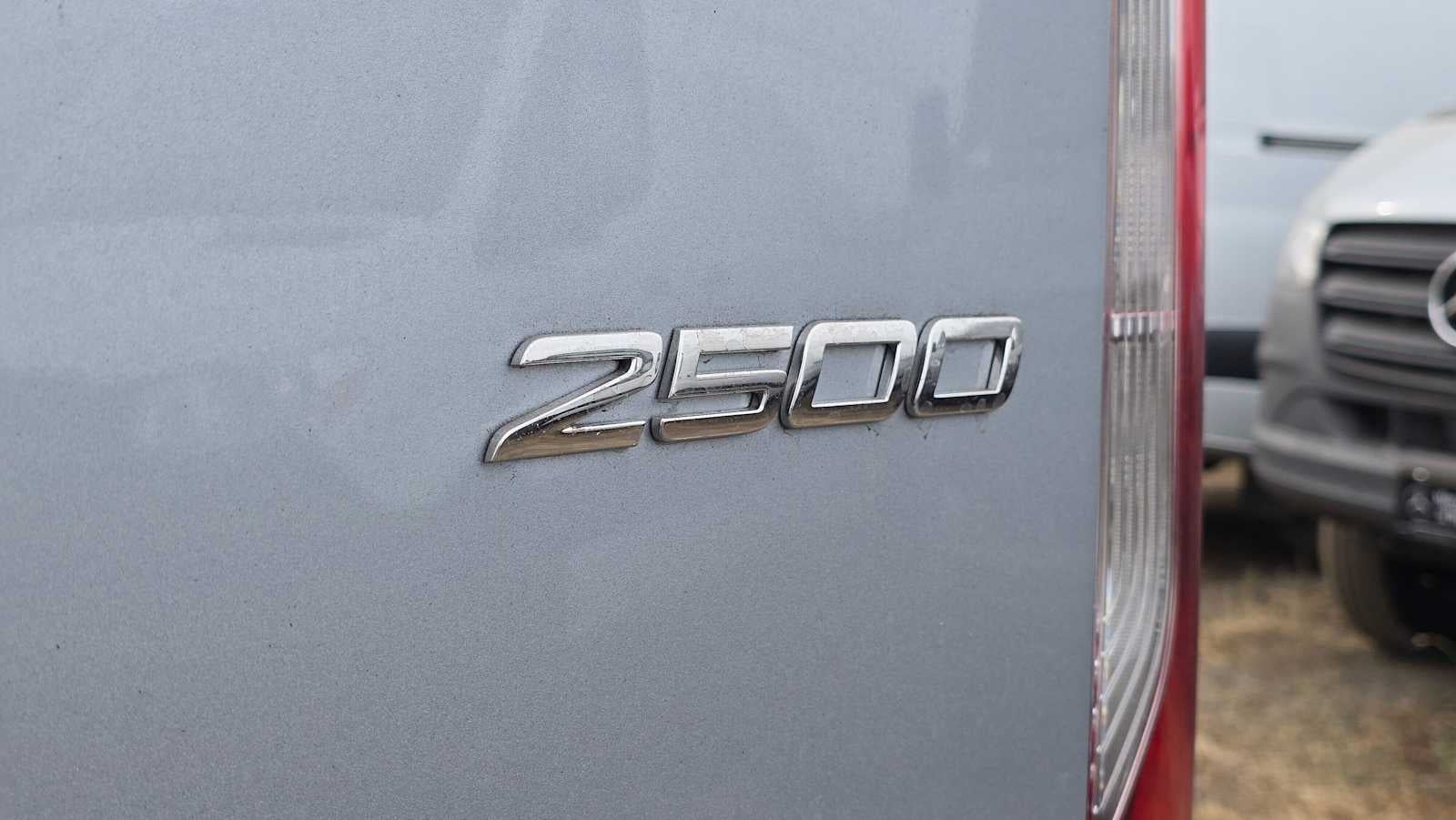 2026 Mercedes-Benz Sprinter Passenger Van 2500 High Roof I4 Diesel HO 170 RWD