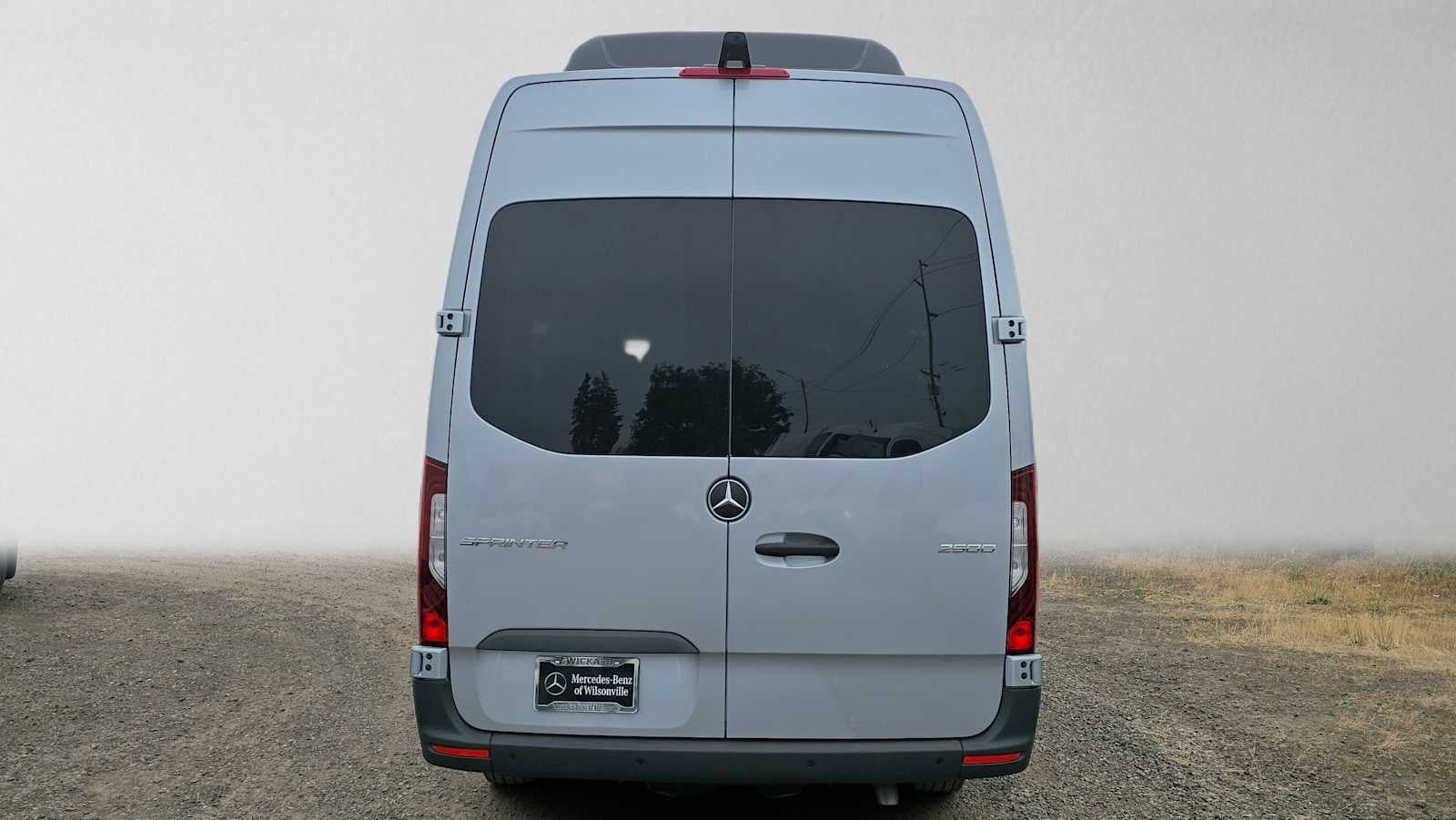2026 Mercedes-Benz Sprinter Passenger Van 2500 High Roof I4 Diesel HO 170 RWD