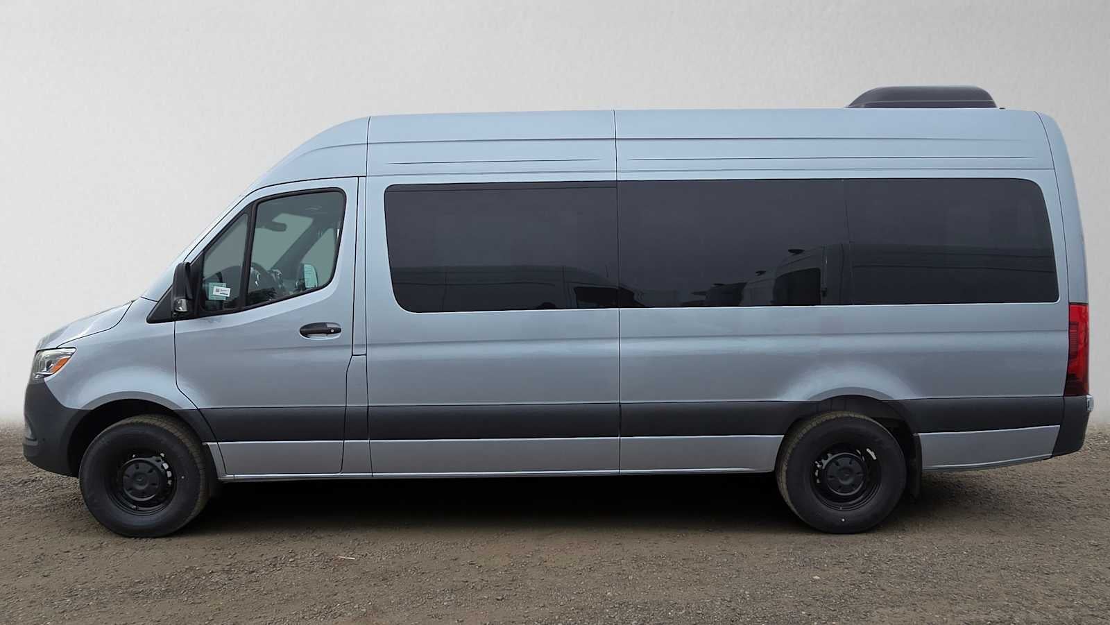 2026 Mercedes-Benz Sprinter Passenger Van 2500 High Roof I4 Diesel HO 170 RWD