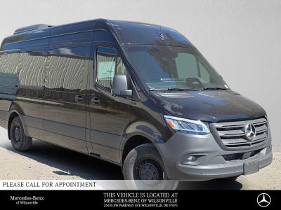 2026 Mercedes-Benz Sprinter Passenger Van 2500 High Roof I4 Diesel HO 170 RWD