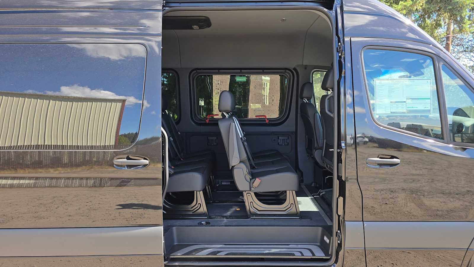 2026 Mercedes-Benz Sprinter Passenger Van 2500 High Roof I4 Diesel HO 170 RWD