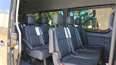 2026 Mercedes-Benz Sprinter Passenger Van 2500 High Roof I4 Diesel HO 170 RWD