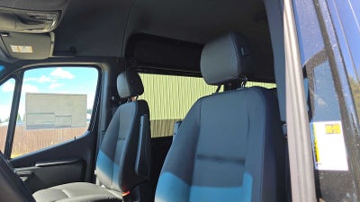 2026 Mercedes-Benz Sprinter Passenger Van 2500 High Roof I4 Diesel HO 170 RWD