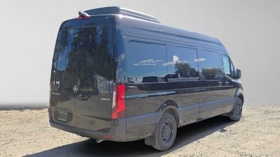 2026 Mercedes-Benz Sprinter Passenger Van 2500 High Roof I4 Diesel HO 170 RWD