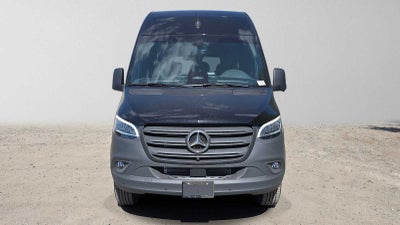 2026 Mercedes-Benz Sprinter Passenger Van 2500 High Roof I4 Diesel HO 170 RWD